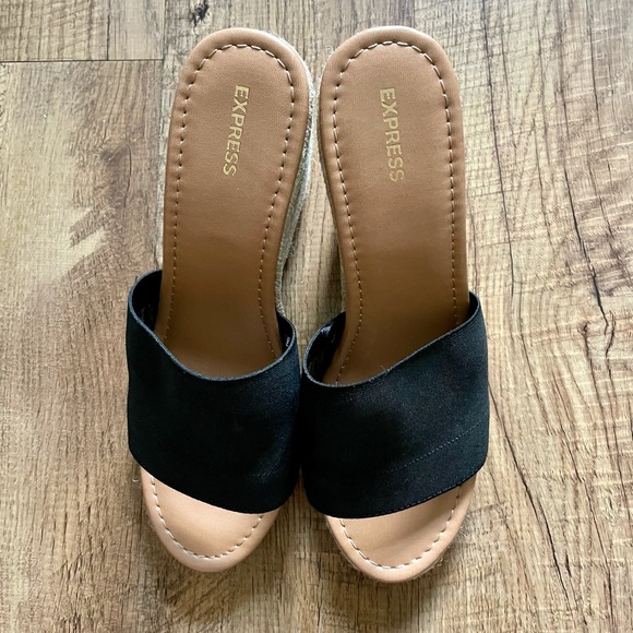 Express | Stretch Slide Wedge Sandals - Picture 2 of 7
